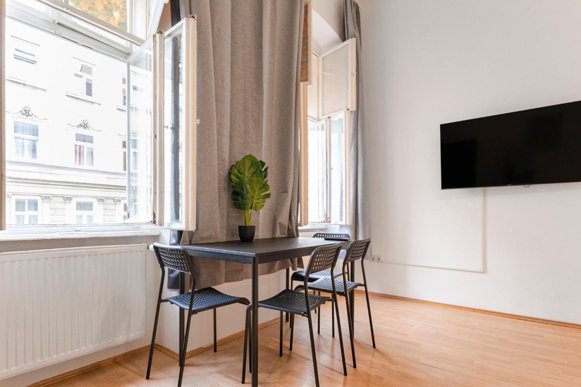 Apartamento Amazing 2br Shared Only 7 Min To Wiener Stadthalle